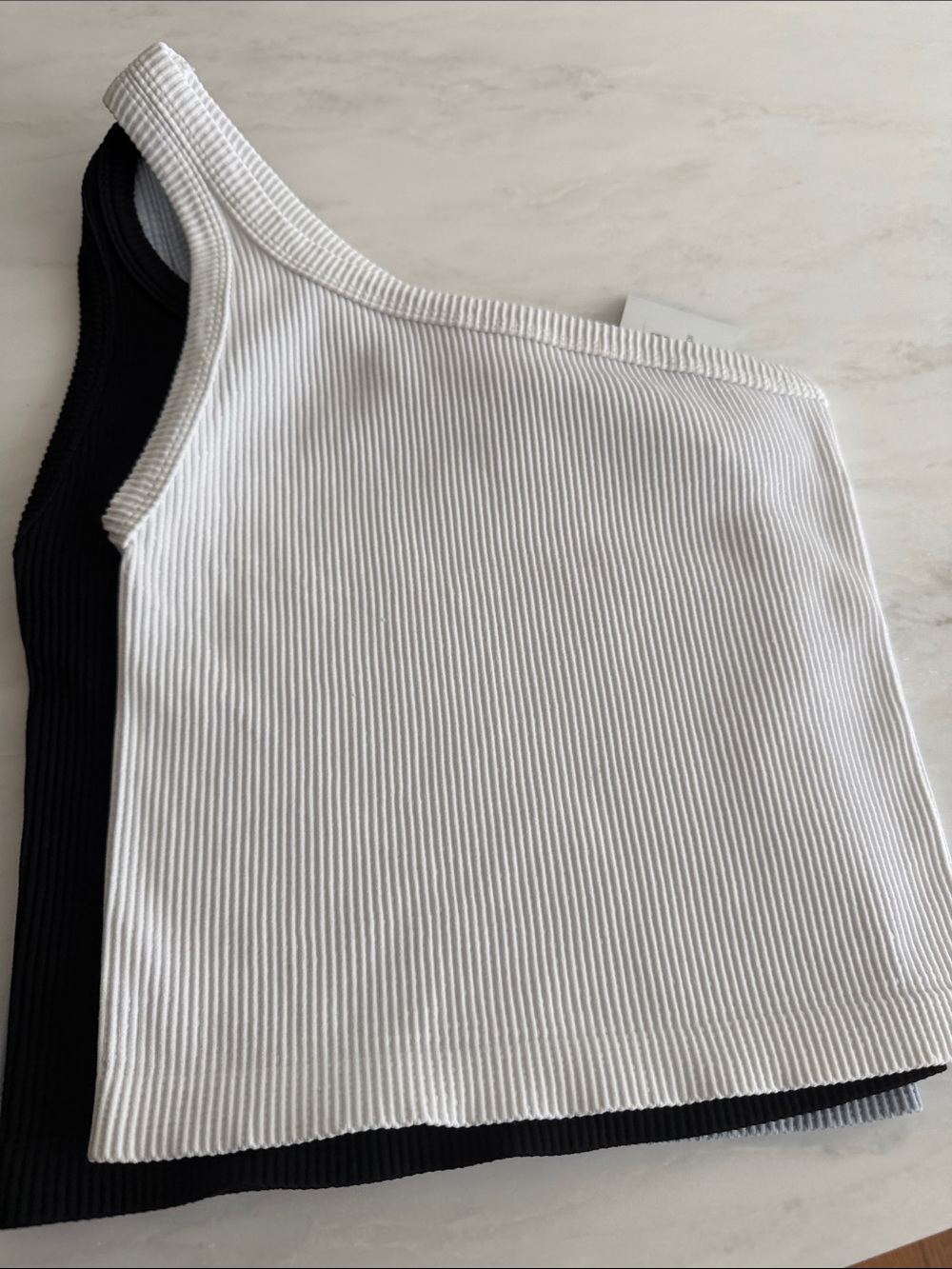 Nikibiki crisp white One-Shoulder Ribbed Crop Top O/S NWT Soft!